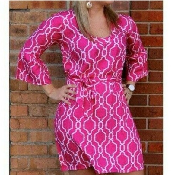 NWOT Escapada Fuchsia and White Geometric Mini Dress Size M - Picture 11 of 11